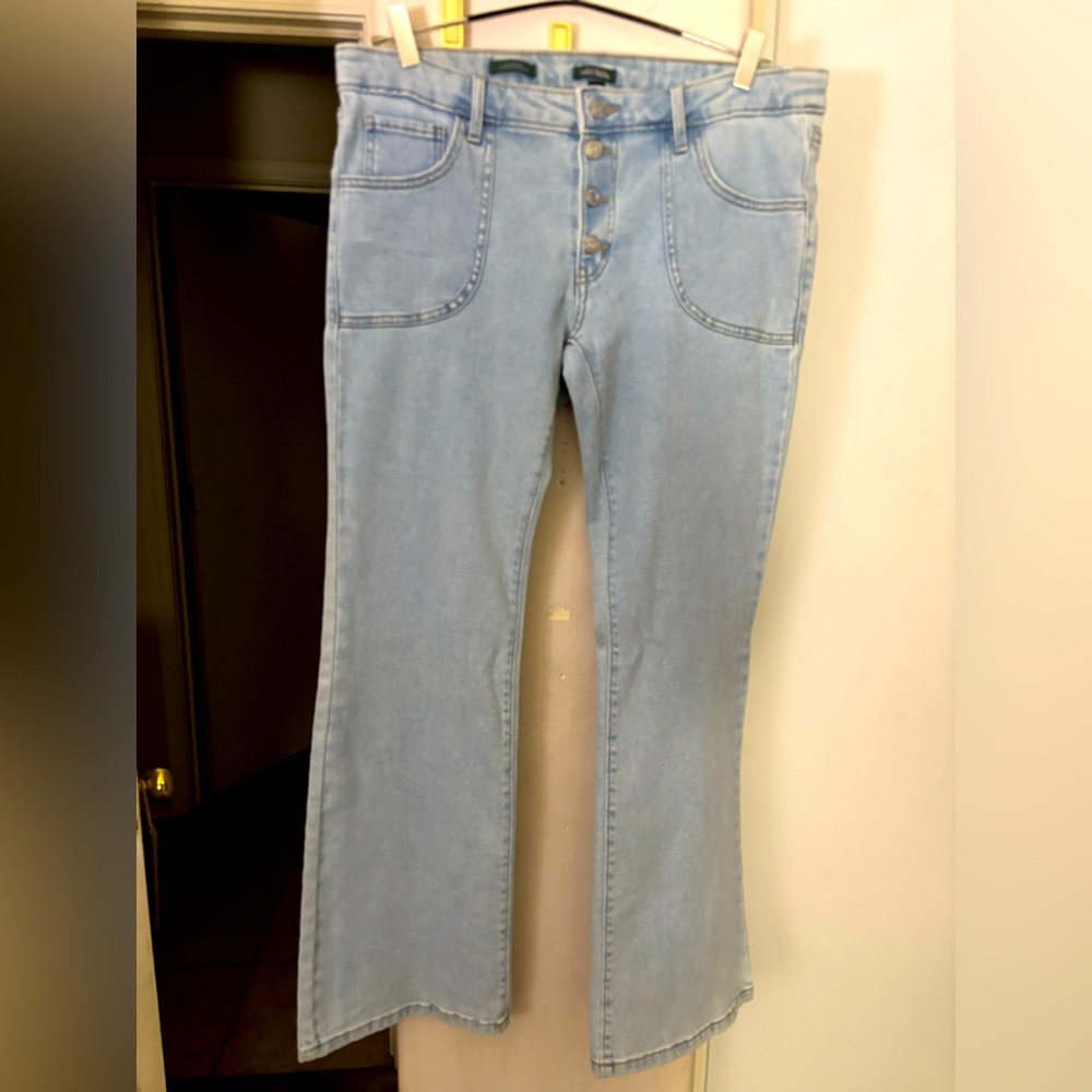 Excellent condition Wild Fable Light Blue low rise Flared Jeans, Size 14